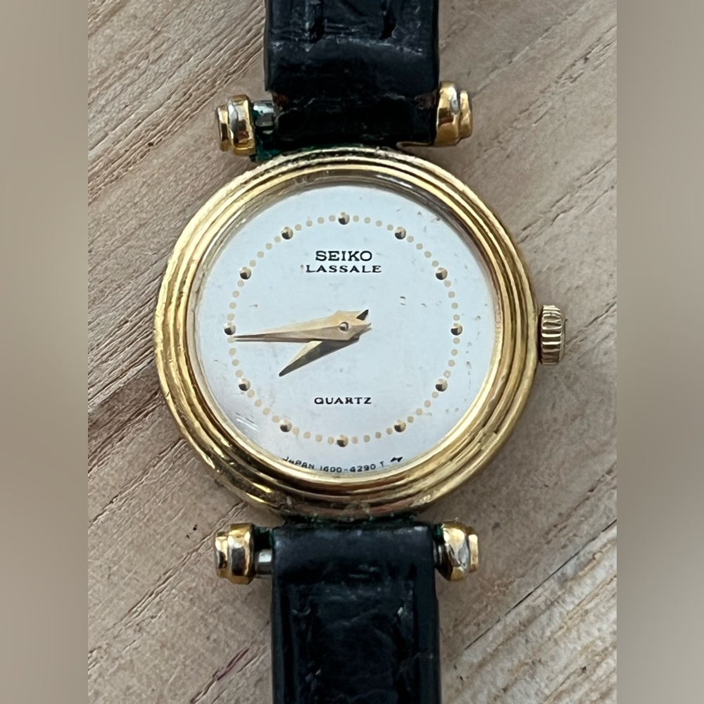 Seiko Lassale Rare Ladies Watch Vintage Stainless Dial Gold-Tone Case Leather